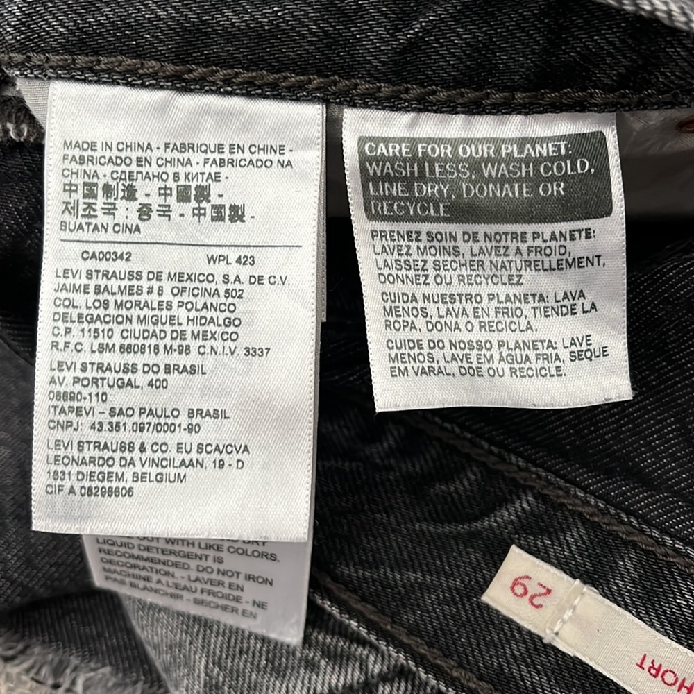 Levi’s - Wedgie Short Rhinestone Shorts - Picture 8 of 9